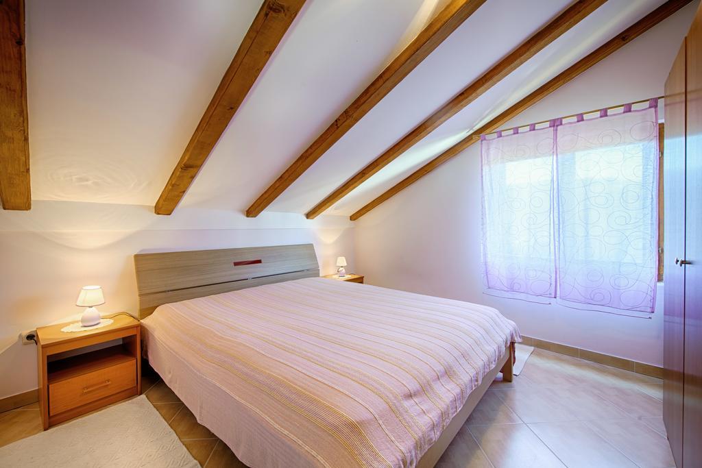 Apartments Pol Murvu Віс Екстер'єр фото